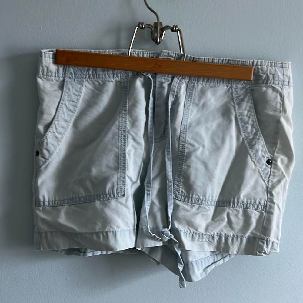 Gap shorts size 6!